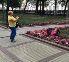 Прикрепленное изображение: Фотосессия на газоне.jpg